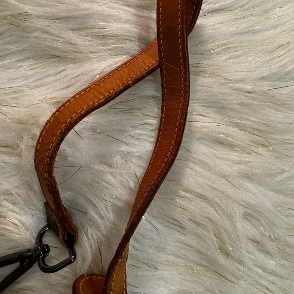 Louis Vuitton Leather up-cycled Strap for Bags - Picture 4 of 8